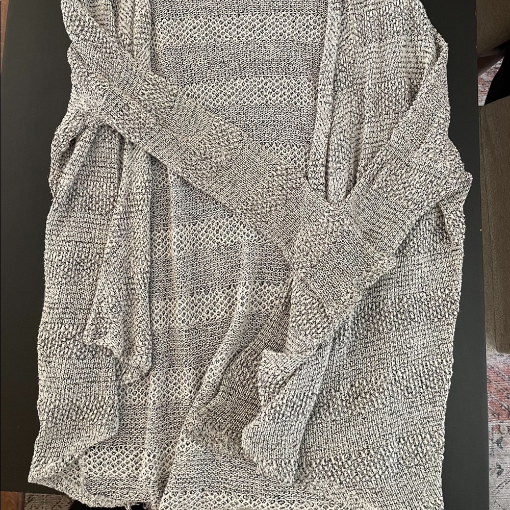 Foreign exchange gray open cardigan